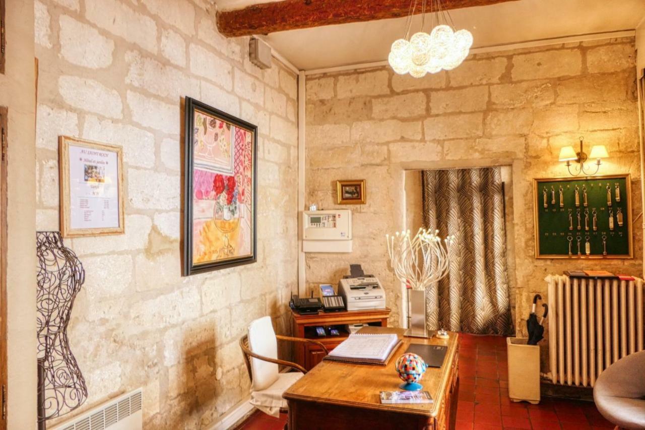 Au Saint Roch - Hotel Et Jardin Avinyon Dış mekan fotoğraf